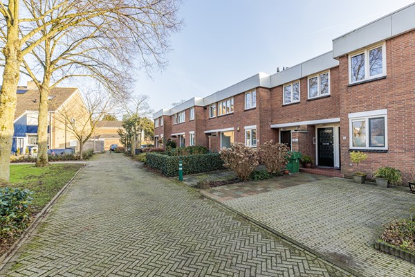 Sold subject to conditions: Binnensingel 16A, 3291 TC Strijen